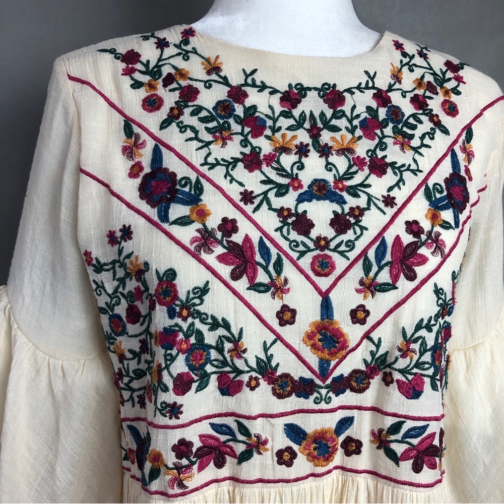 Umgee Dress Peacock Ivory Floral Embroidered Bells Sleeve Crinkle Pleated Boho - Picture 5 of 9